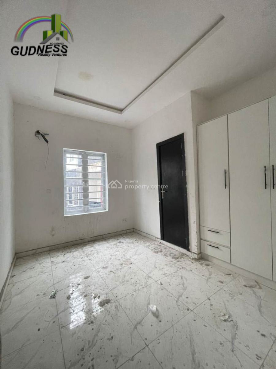 2 Bedroom Apartment, Ikota Villa Estate, Ikota, Lekki, Lagos, Flat / Apartment for Sale