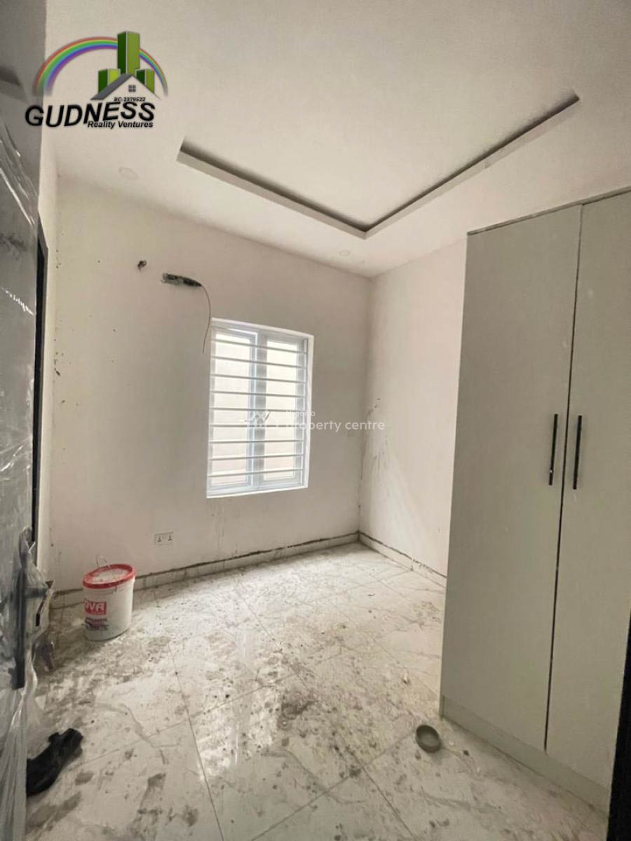 2 Bedroom Apartment, Ikota Villa Estate, Ikota, Lekki, Lagos, Flat / Apartment for Sale