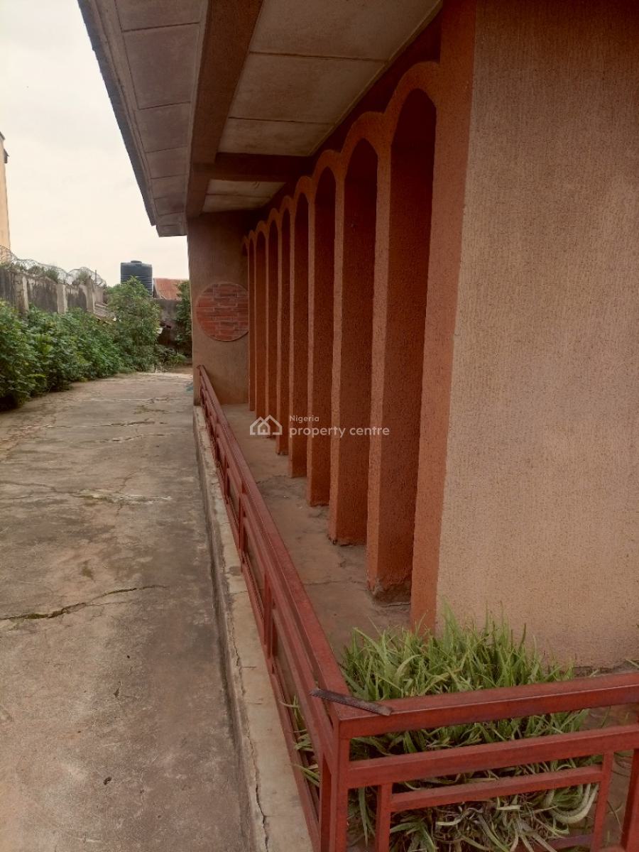 Structurally Sound 6 Bedroom Bungalow En Suite 820sqm of Land, Isebo, Alakia, Ibadan, Oyo, Detached Bungalow for Sale