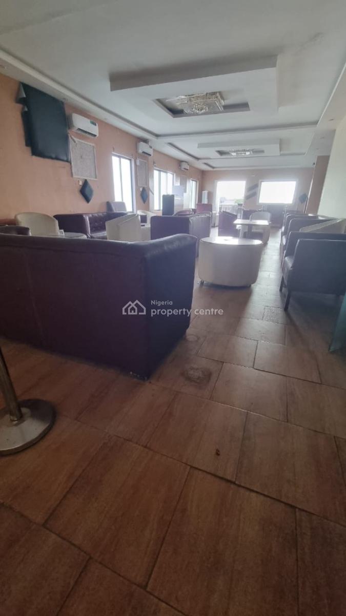 Lounge Space Available in a Prime Location, Ikota, Lekki, Lagos, Restaurant / Bar for Rent