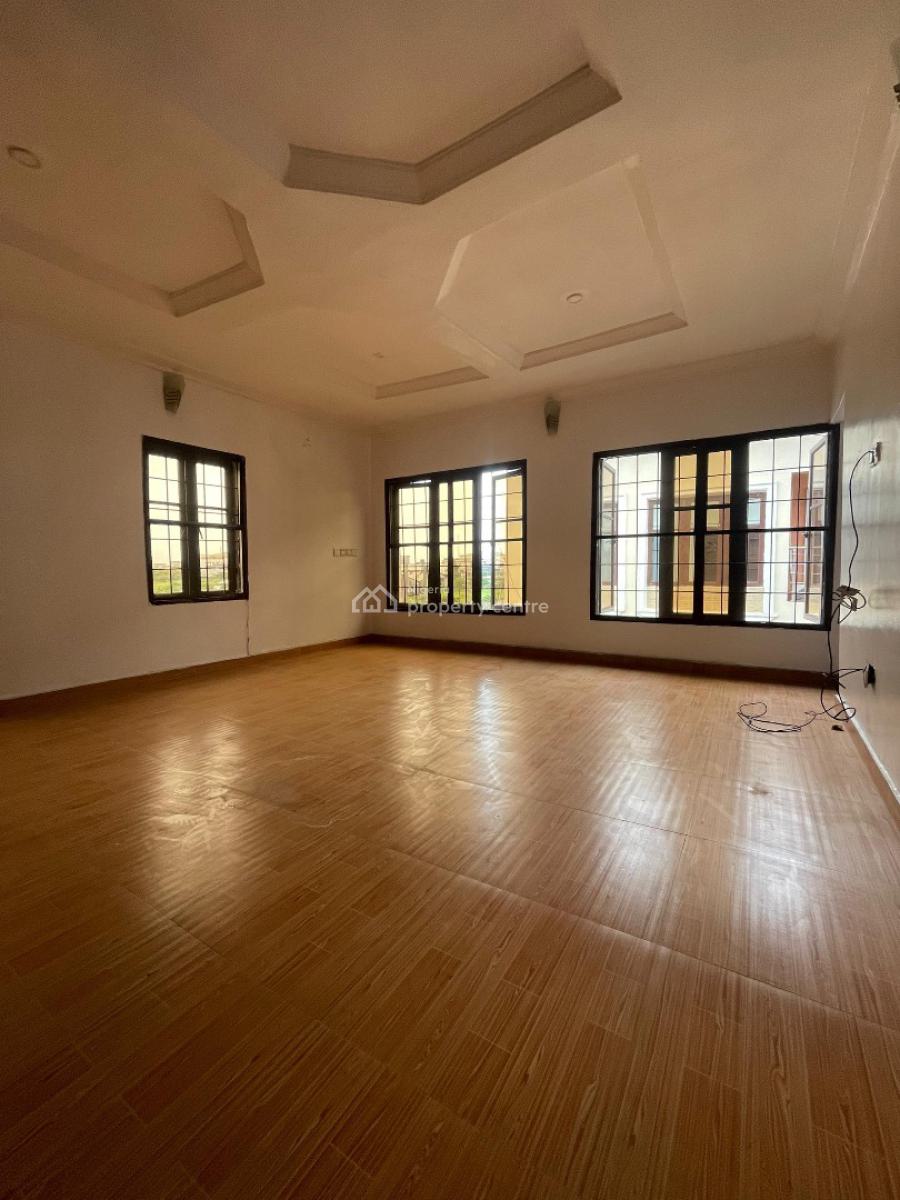 Massive Semi Master Bedroom (upstairs), Ikate Elegushi, Lekki, Lagos, Self Contain (single Rooms) for Rent