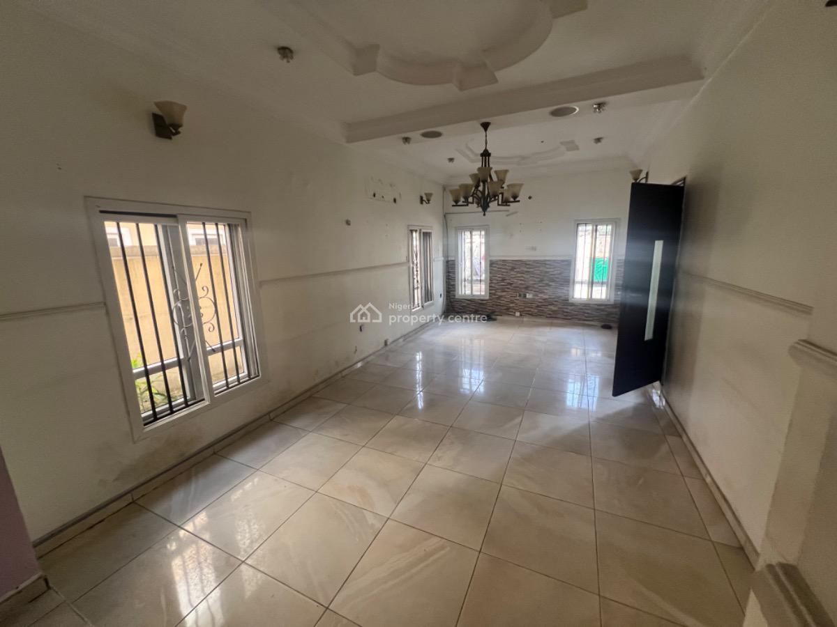 Self Compound 5 Bedroom Fully Detached Duplex with 2 Rooms Bq, Lekki Phase 1, Lekki, Lagos, Detached Duplex for Rent