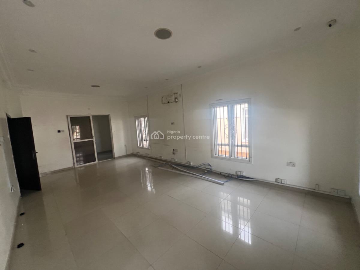 Self Compound 5 Bedroom Fully Detached Duplex with 2 Rooms Bq, Lekki Phase 1, Lekki, Lagos, Detached Duplex for Rent
