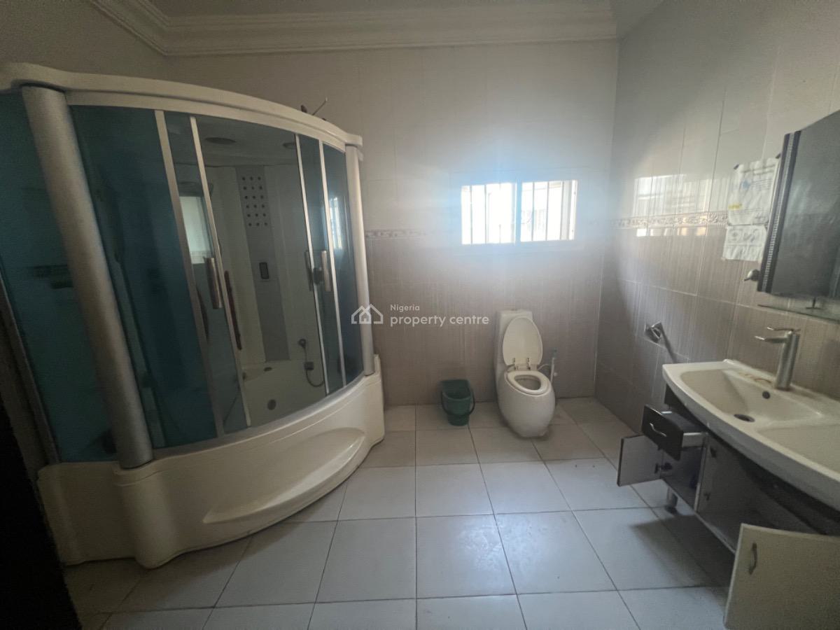 Self Compound 5 Bedroom Fully Detached Duplex with 2 Rooms Bq, Lekki Phase 1, Lekki, Lagos, Detached Duplex for Rent