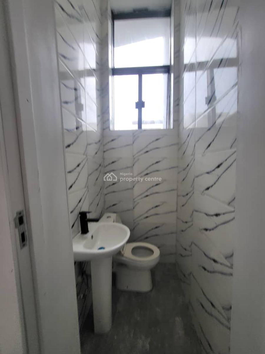 Luxury 3 Bedroom with a Room Bq, Chevron, Lekki, Lagos, Flat / Apartment for Rent
