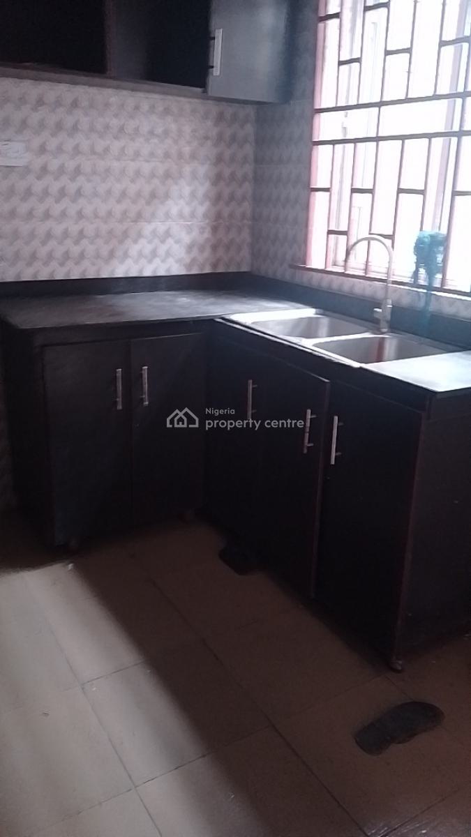 Ground Floor 3 Bedroom Apartment in a Gated Compound, Goodnews Estate, Thera Annex, Sangotedo, Ajah, Lagos, Flat / Apartment for Rent