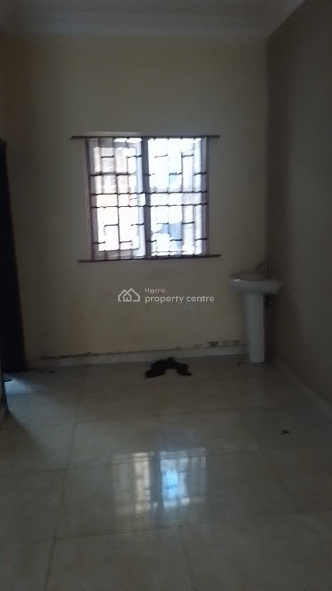 Ground Floor 3 Bedroom Apartment in a Gated Compound, Goodnews Estate, Thera Annex, Sangotedo, Ajah, Lagos, Flat / Apartment for Rent