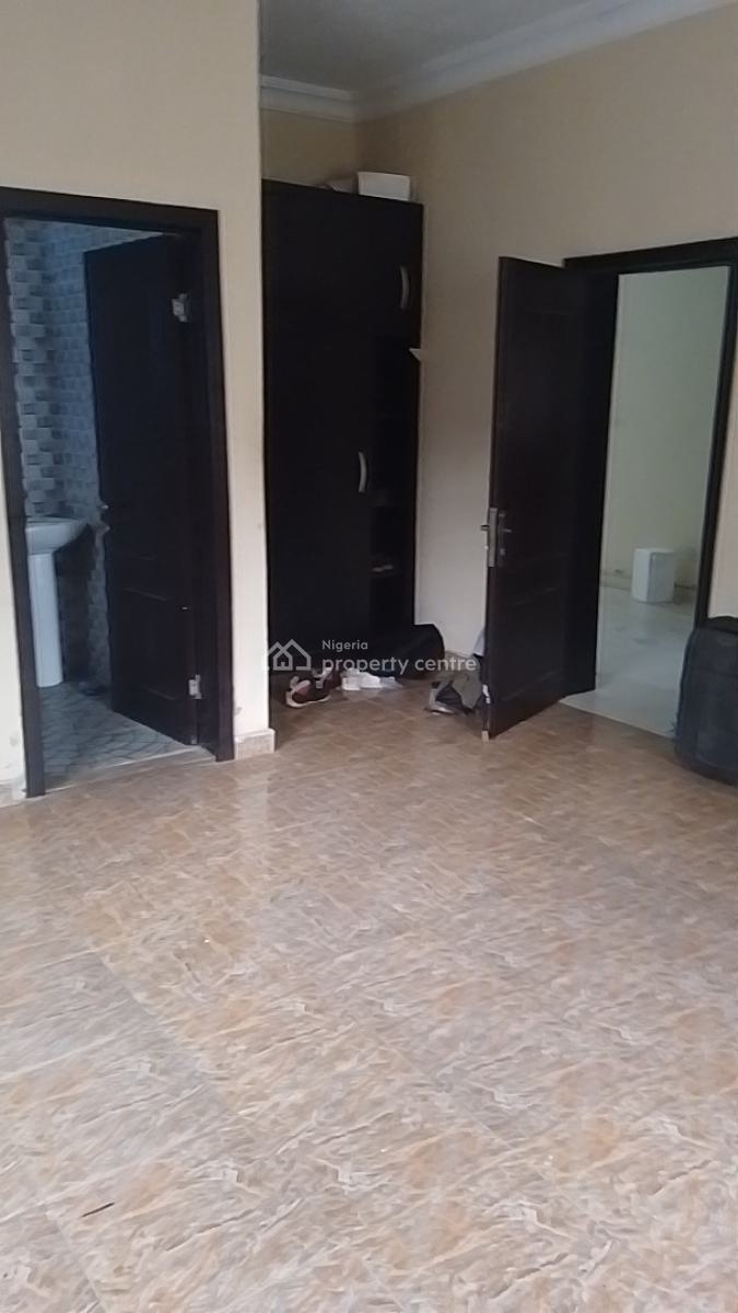 Ground Floor 3 Bedroom Apartment in a Gated Compound, Goodnews Estate, Thera Annex, Sangotedo, Ajah, Lagos, Flat / Apartment for Rent