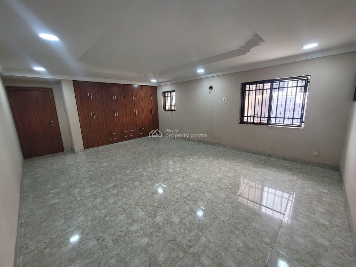 Luxurious 4-bedroom Semi-detached Duplex, Lekki Phase 1, Lekki, Lagos, Flat / Apartment for Rent