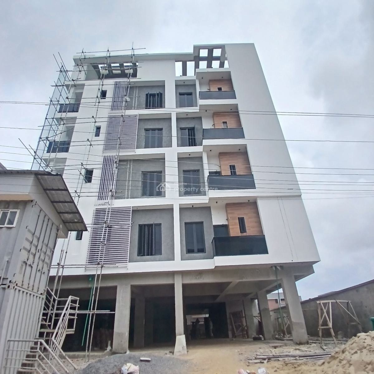 Exquisitely Detailed 2 Bedrooms Apartment with Swimming Pool, Ikate Elegushi, Lekki, Lagos, Flat / Apartment for Sale
