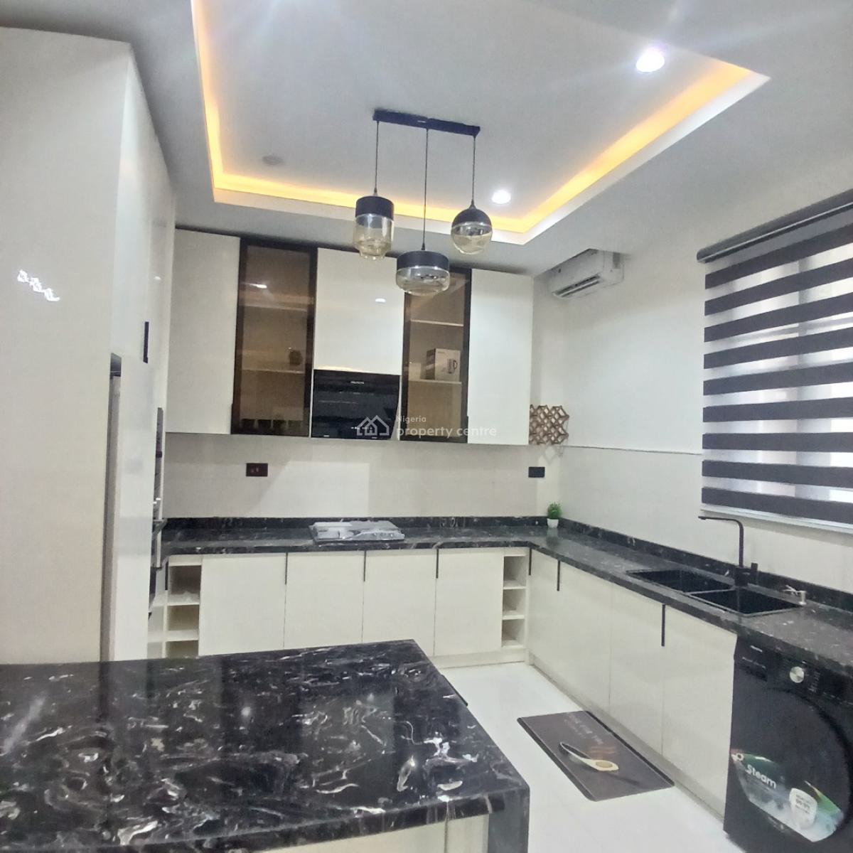 Exquisitely Detailed 2 Bedrooms Apartment with Swimming Pool, Ikate Elegushi, Lekki, Lagos, Flat / Apartment for Sale