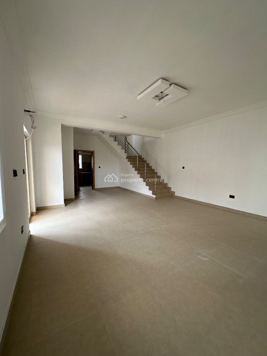 Fully Serviced 2 Bedroom Maisonette + Roof Top Terrace, Lekki Scheme 2, Ikota, Lekki, Lagos, Flat / Apartment for Rent