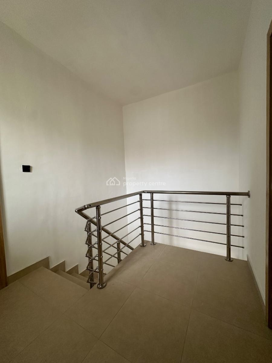 Fully Serviced 2 Bedroom Maisonette + Roof Top Terrace, Lekki Scheme 2, Ikota, Lekki, Lagos, Flat / Apartment for Rent