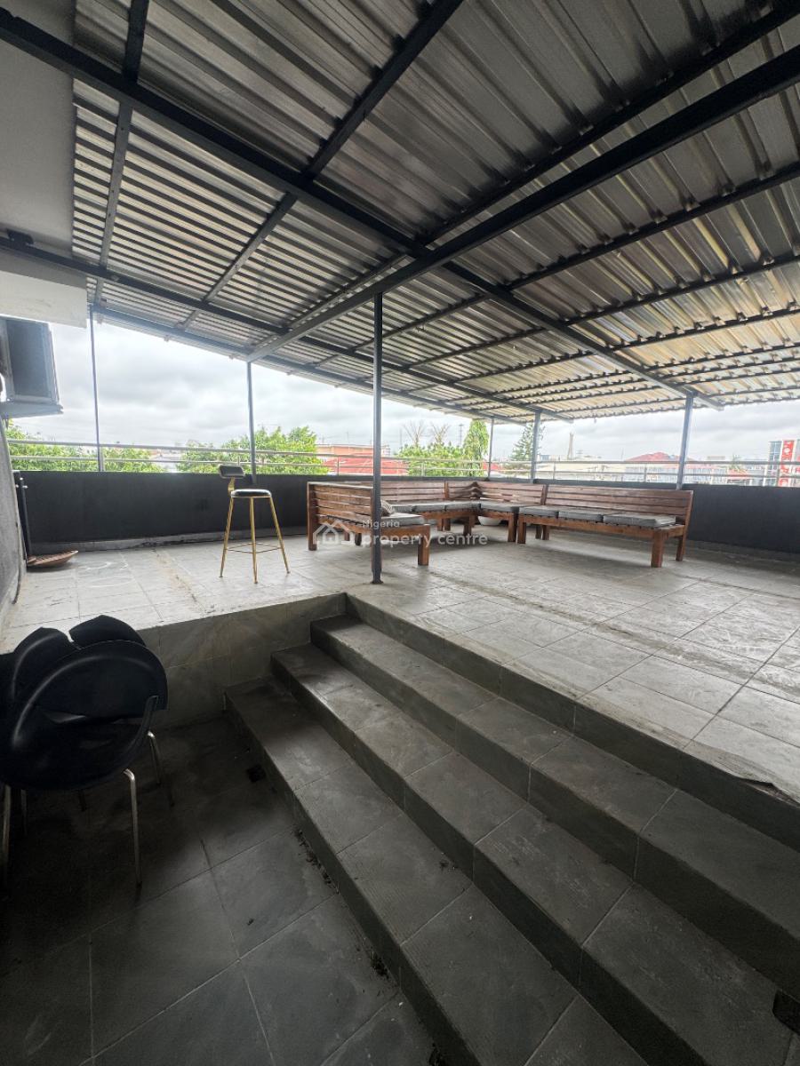 Luxury Two Bedroom with a Large Balcony, Lekki Phase 1, Lekki, Lagos, Flat / Apartment for Rent