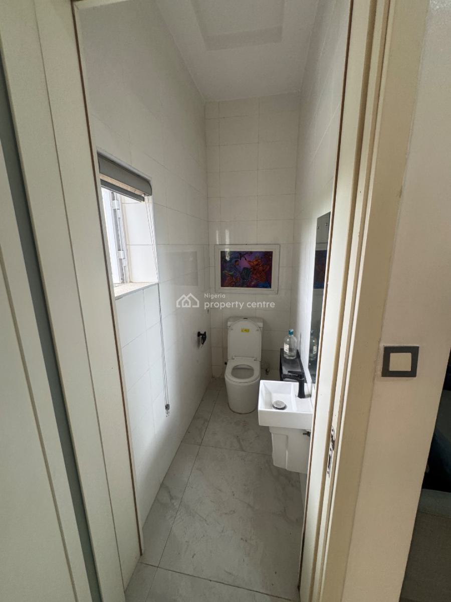Luxury Two Bedroom with a Large Balcony, Lekki Phase 1, Lekki, Lagos, Flat / Apartment for Rent