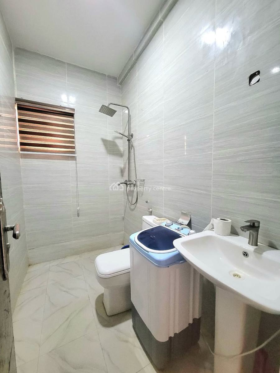 Luxury 1 Bedroom Serviced & Furnished Flat, Guest Toilet, Tarred Road, Katampe, Abuja, Flat / Apartment for Rent