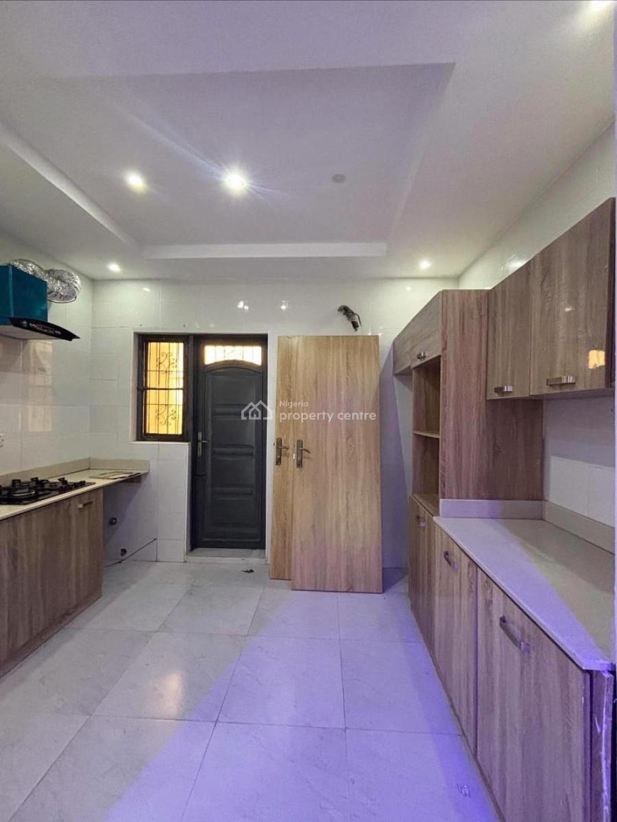 2 Bedroom Apartment with Swimming Pool, Gym, Game Room, Ikate, Lekki, Lagos, Flat / Apartment for Rent