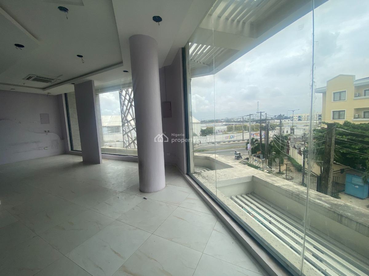 Commercial Space, Lekki Phase 1, Lekki, Lagos, Plaza / Complex / Mall for Rent