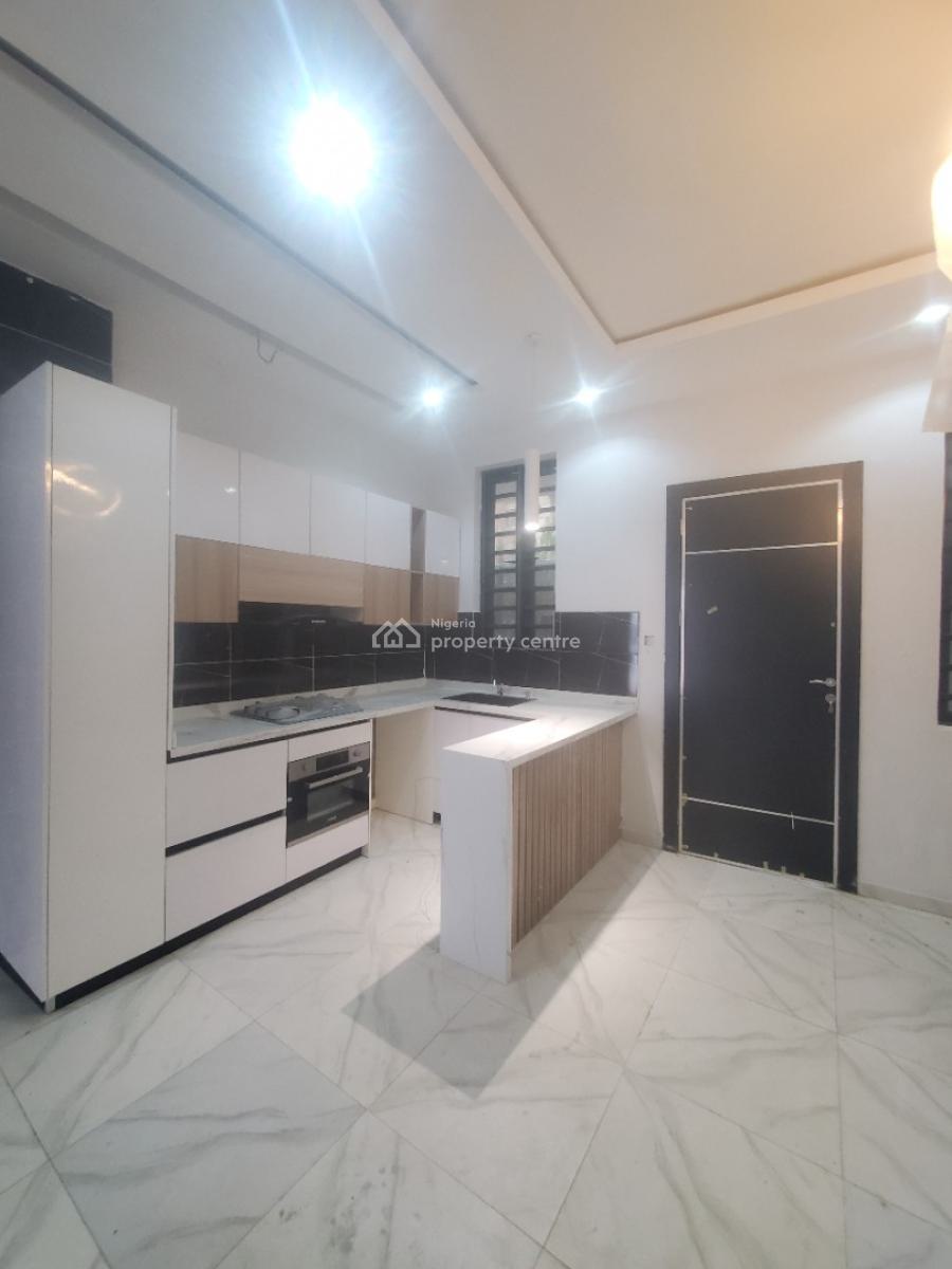 Pristinely Built 2 Bedroom Apartment with Gym & Pool in a Serene Area, Ikate, Lekki, Lagos, Flat / Apartment for Sale