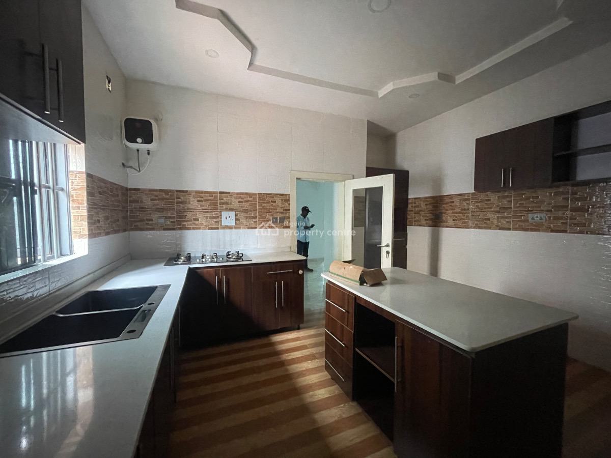 Luxury 4 Bedroom Detached Duplex with Bq and a Room Self Contain Apartment, Oluyole Estate, Oluyole Ibadan, Oluyole, Oyo, Detached Duplex for Sale