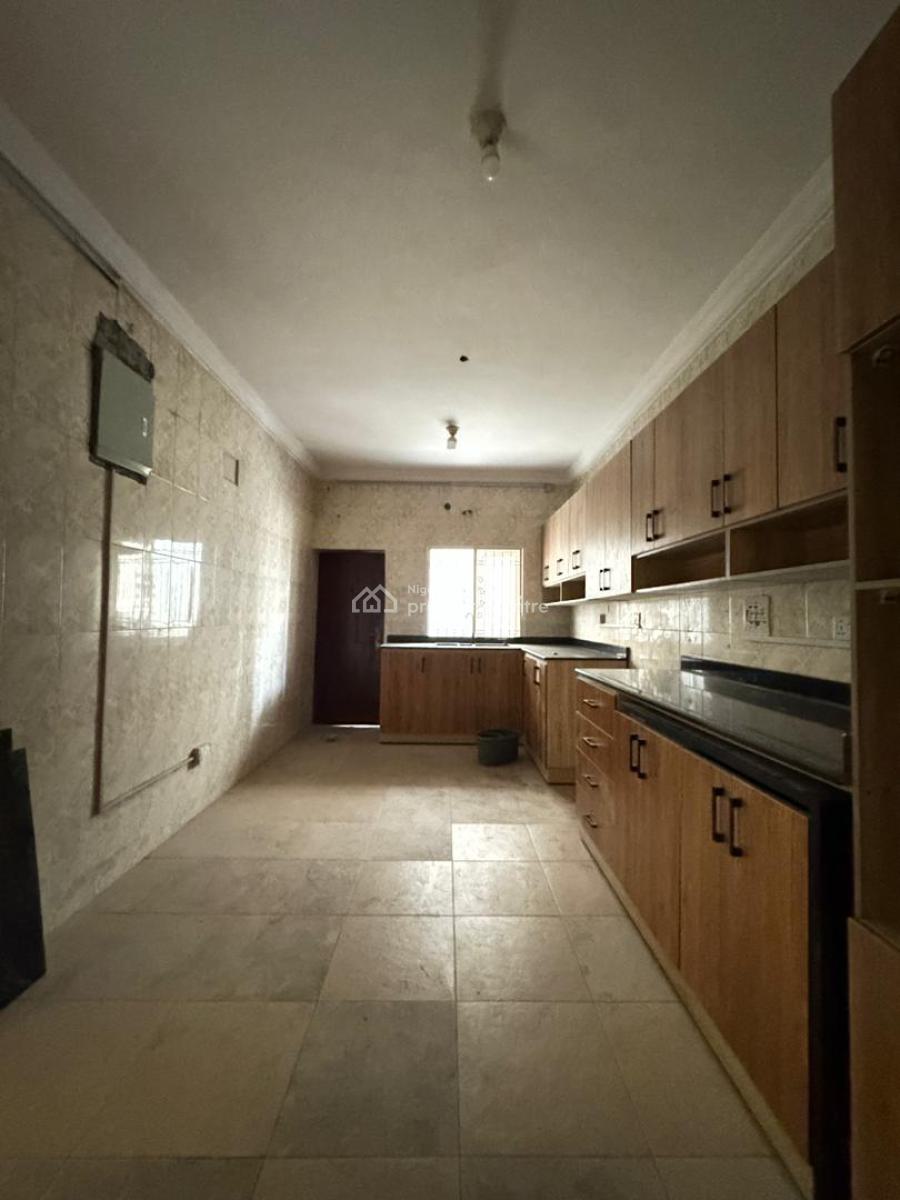 3 Bedroom + Bq, Lekki Phase 1, Lekki, Lagos, Flat / Apartment for Rent