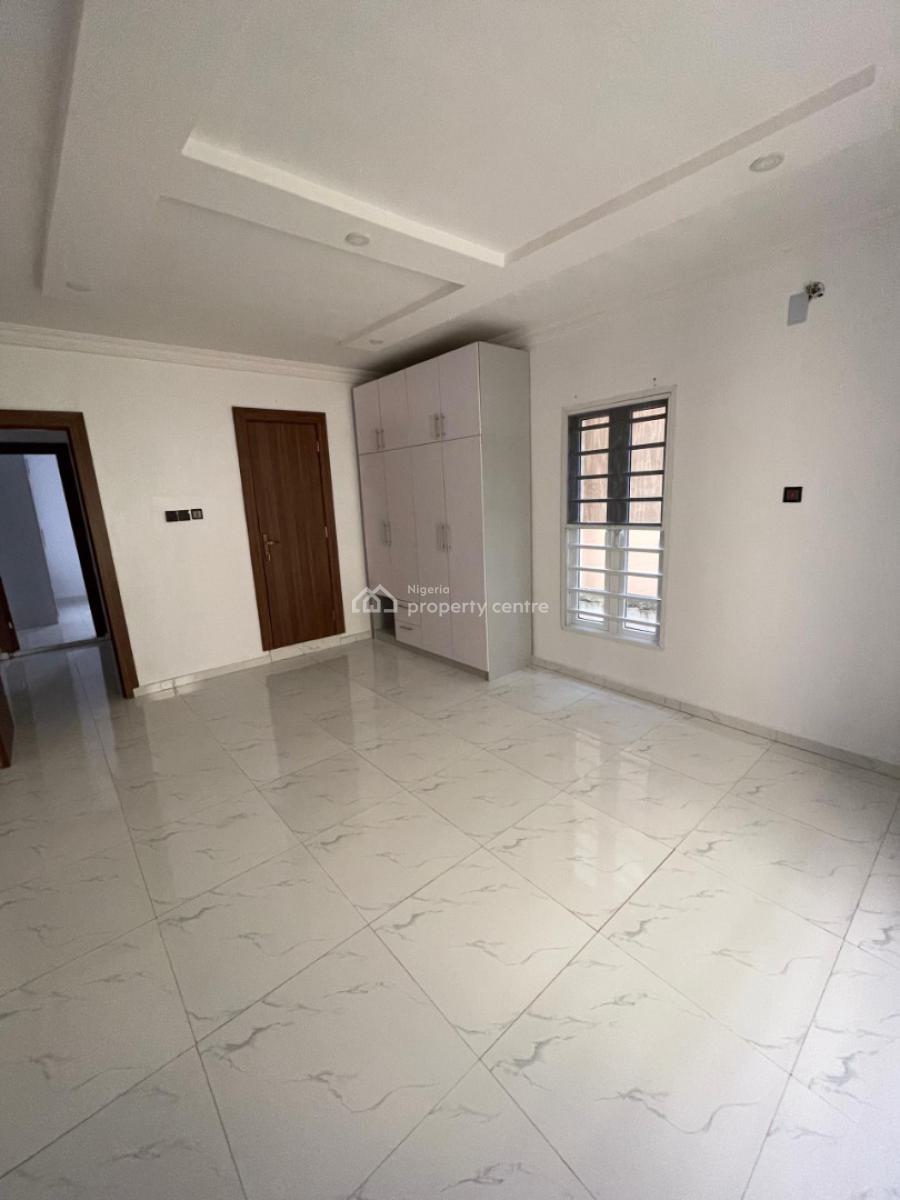 Alluring 5 Bedroom Fully Detached Duplex Plus a Bq in a Secured Estate, Gra Phase 2, Magodo, Lagos, Detached Duplex for Sale