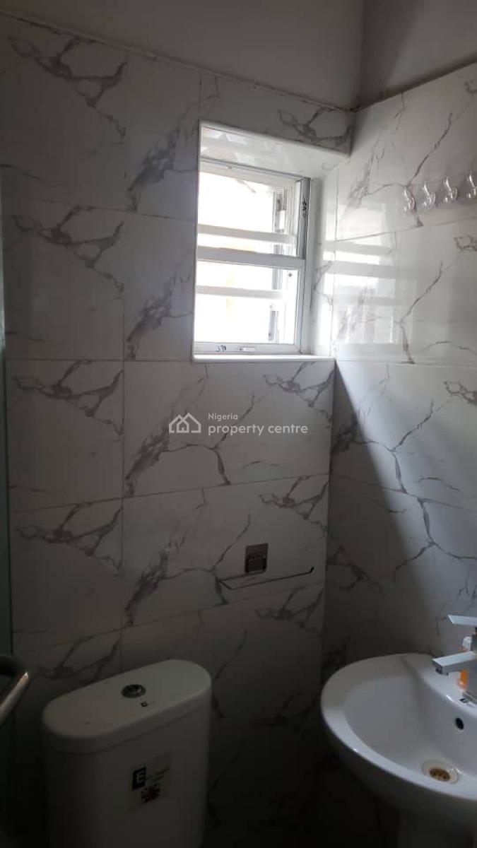 Shared Apartment in an Secured Estate (upstairs), Lekki County Homes, Lekki, Lagos, Flat / Apartment for Rent