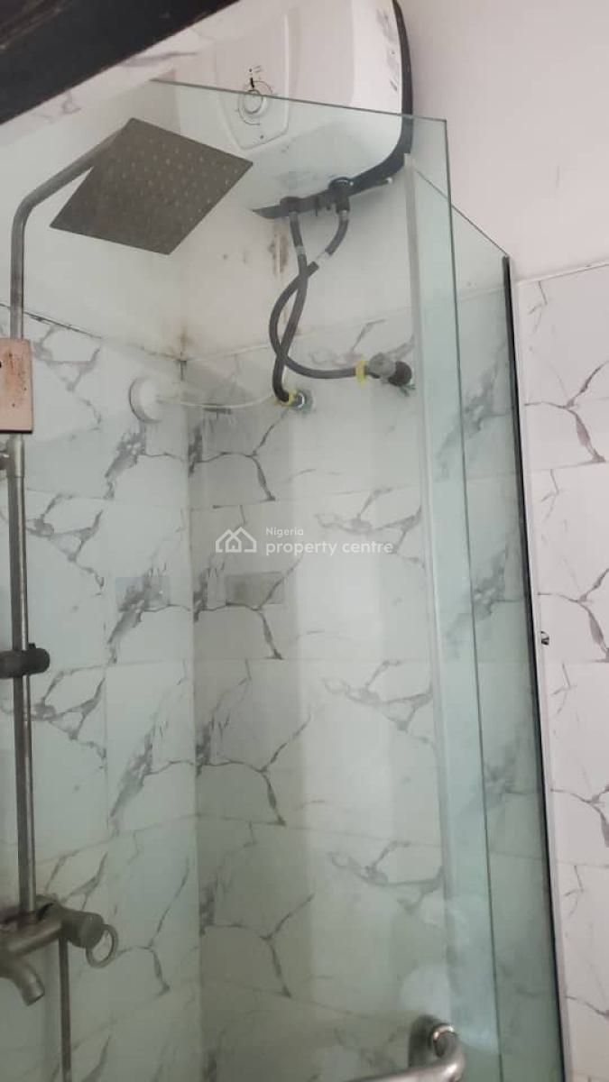 Shared Apartment in an Secured Estate (upstairs), Lekki County Homes, Lekki, Lagos, Flat / Apartment for Rent