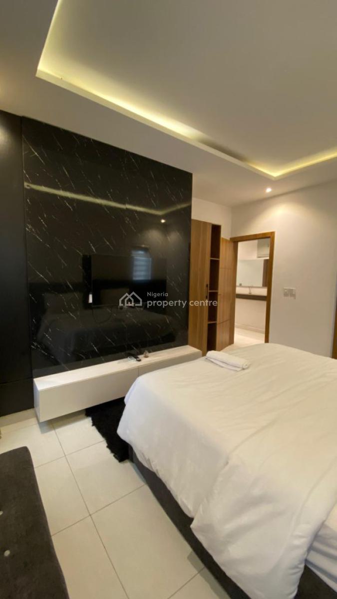 a Standard Fully Furnished Luxury 3 Bedroom Penthouse, Lekki Phase 1, Lekki, Lagos, House for Rent