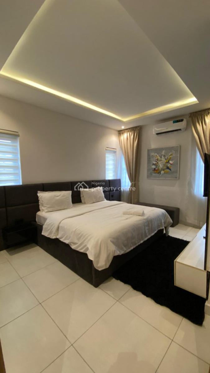 a Standard Fully Furnished Luxury 3 Bedroom Penthouse, Lekki Phase 1, Lekki, Lagos, House for Rent