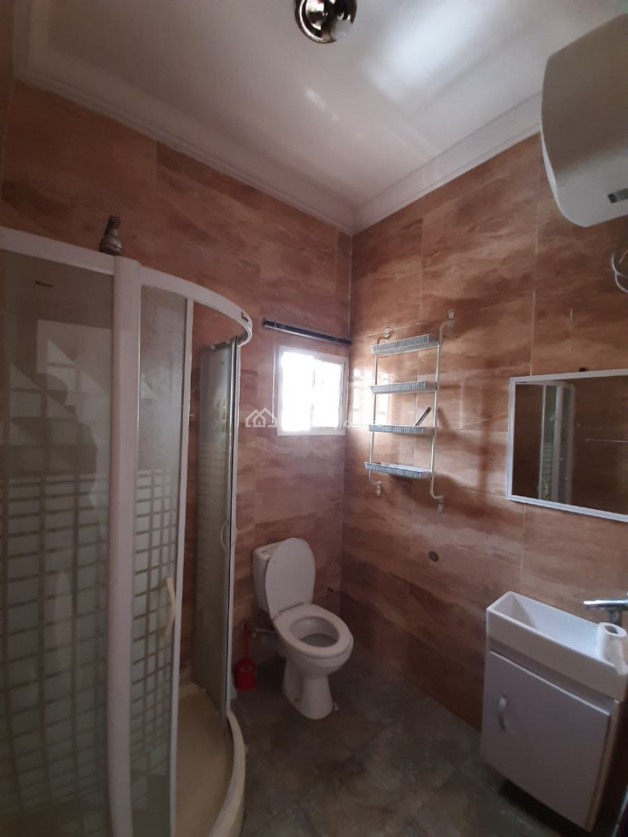 2 Bedroom En-suite Flat with Fitted Kitchen Cabinets/heat Extractor on, Oniru, Victoria Island (vi), Lagos, Flat / Apartment for Rent