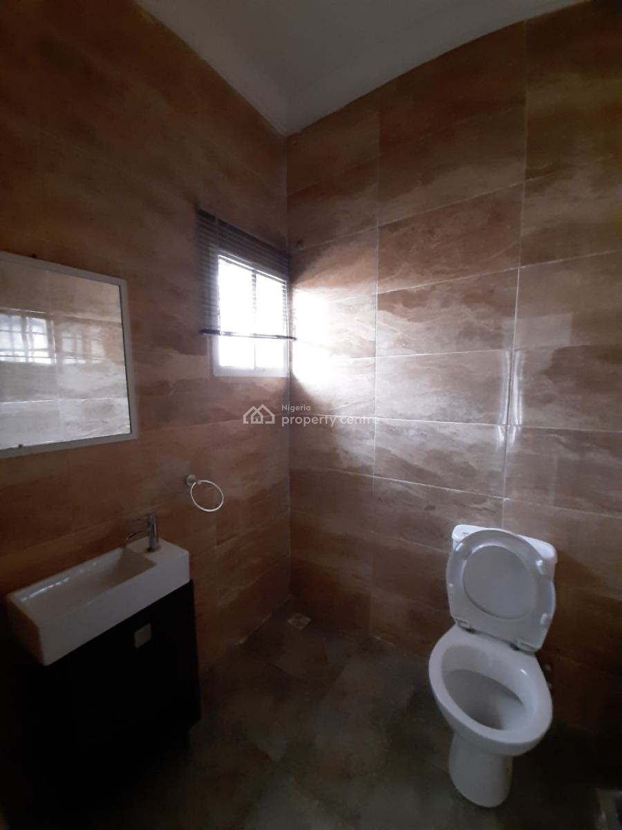 2 Bedroom En-suite Flat with Fitted Kitchen Cabinets/heat Extractor on, Oniru, Victoria Island (vi), Lagos, Flat / Apartment for Rent