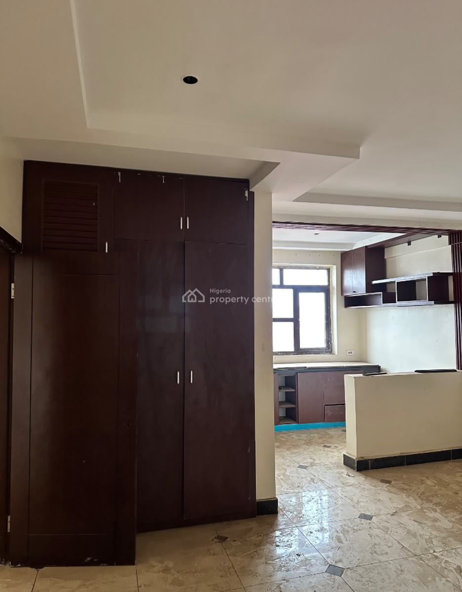 Hotel Or Apartment/plaza/office, Zone 7, Wuse, Abuja, Hotel / Guest House for Sale