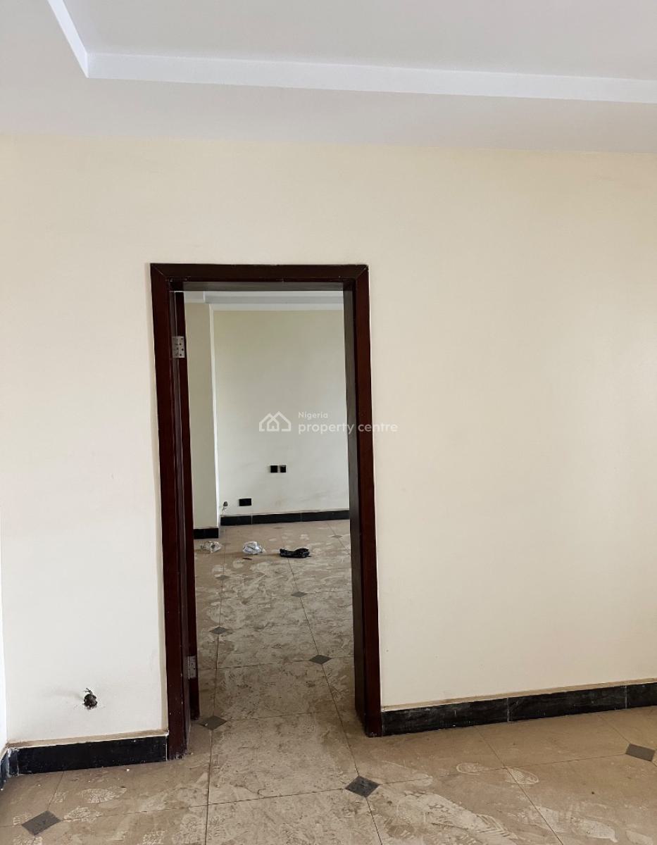 Hotel Or Apartment/plaza/office, Zone 7, Wuse, Abuja, Hotel / Guest House for Sale