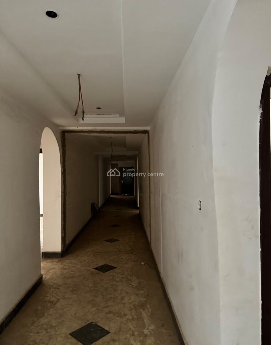 Hotel Or Apartment/plaza/office, Zone 7, Wuse, Abuja, Hotel / Guest House for Sale