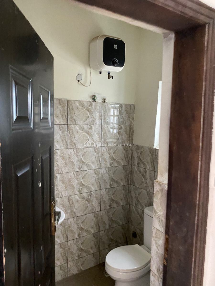 Executive 2bedroom Flat, Abijo Gra, Sangotedo, Ajah, Lagos, Flat / Apartment for Rent