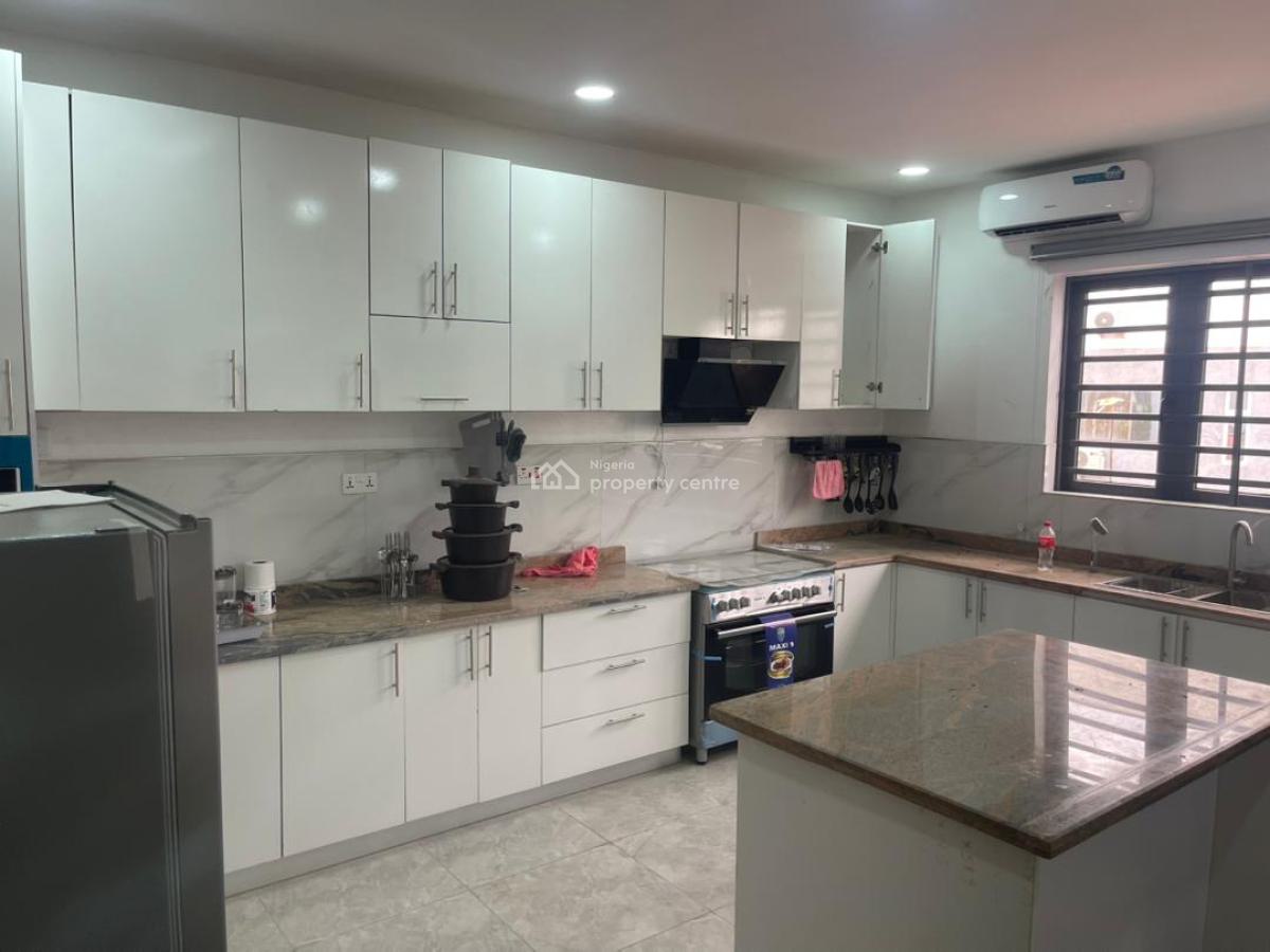 Luxury 3 Bedroom Penthouse with State of The Art Furnishings, Shonibare Estate, Maryland, Lagos, Block of Flats for Sale