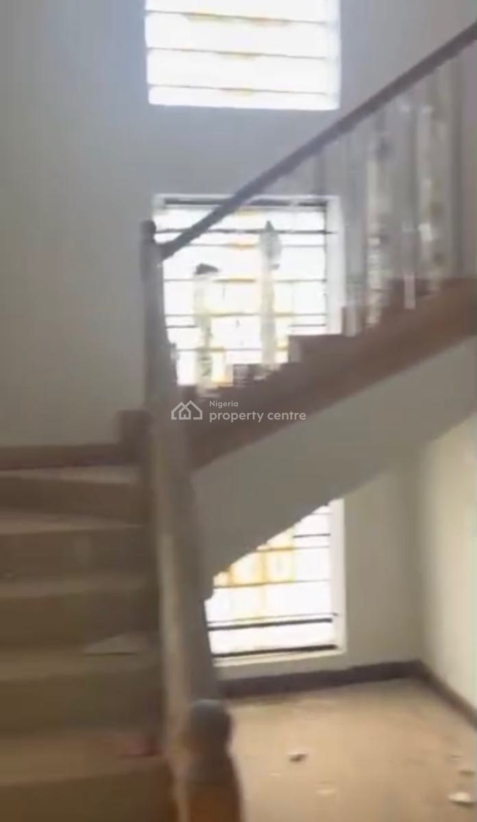 a Standard, Executive  4 Bedroom Semi Detached Duplex, Wuye, Abuja, Semi-detached Duplex for Rent
