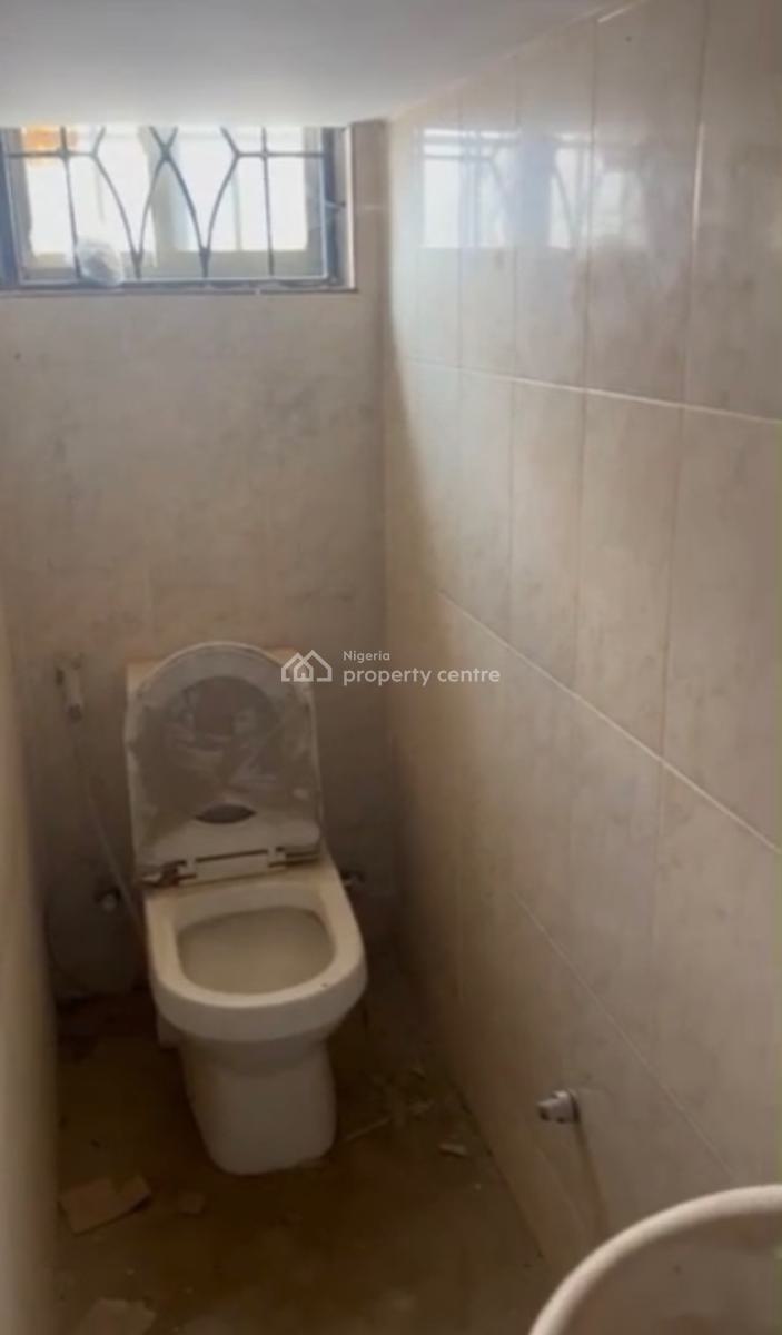 a Standard, Executive  4 Bedroom Semi Detached Duplex, Wuye, Abuja, Semi-detached Duplex for Rent