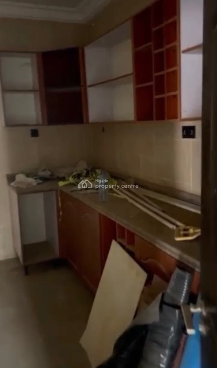 a Standard, Executive  4 Bedroom Semi Detached Duplex, Wuye, Abuja, Semi-detached Duplex for Rent