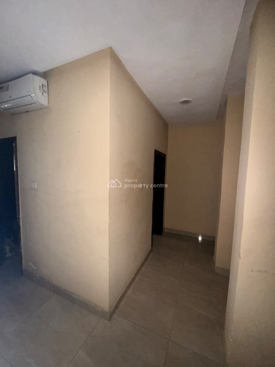 a Fully Serviced 2 Bedroom Apartment Available, Off Admiralty Way, Lekki Phase 1, Lekki, Lagos, Flat / Apartment for Rent