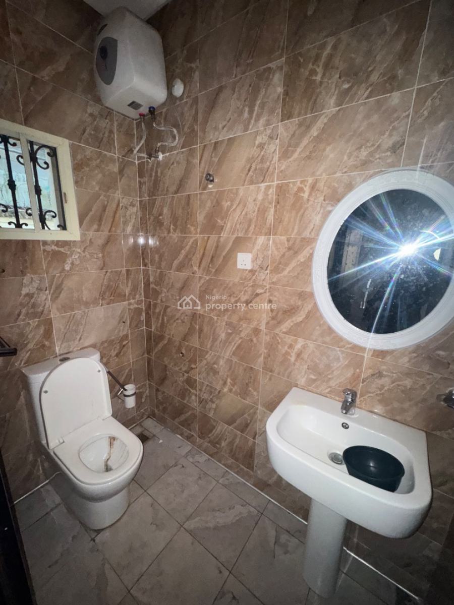 a Fully Serviced 2 Bedroom Apartment Available, Off Admiralty Way, Lekki Phase 1, Lekki, Lagos, Flat / Apartment for Rent