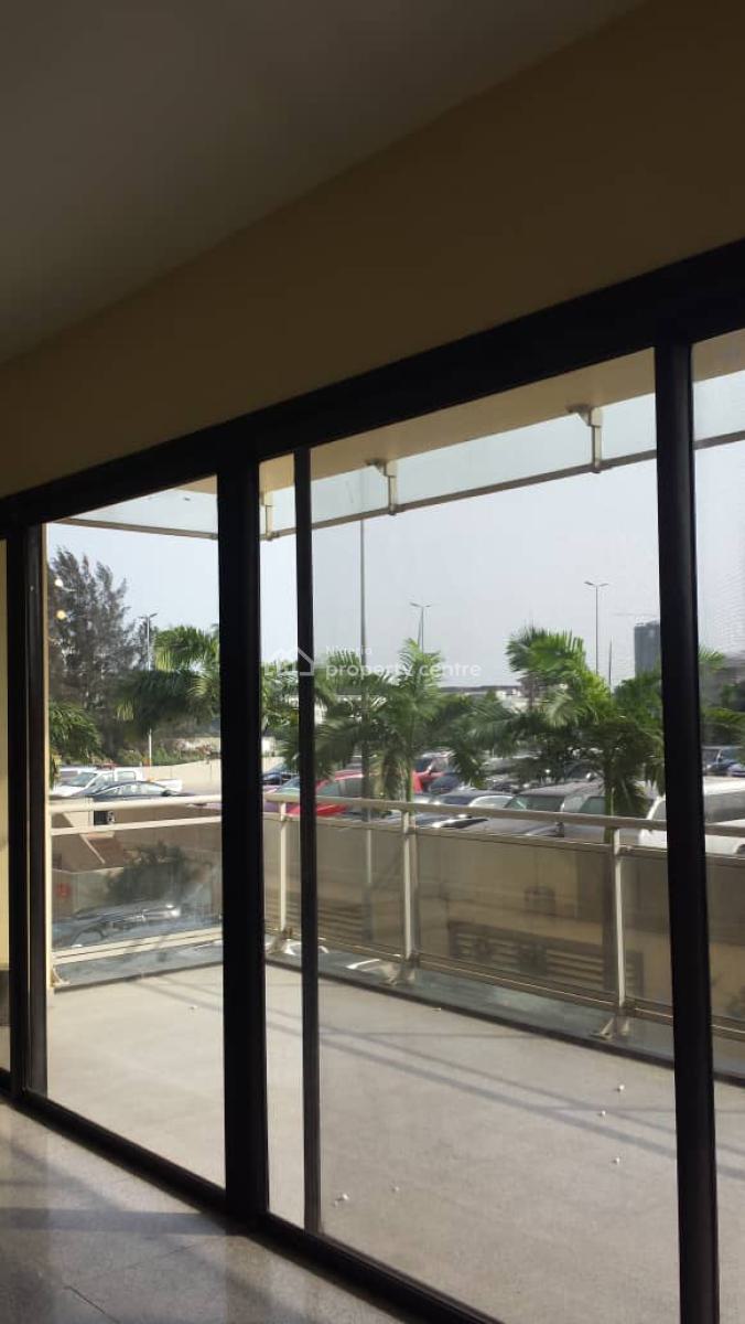 Well Maintained 3 Bedroom Apartment, Ocean Parade, Banana Island, Ikoyi, Lagos, Flat / Apartment for Rent