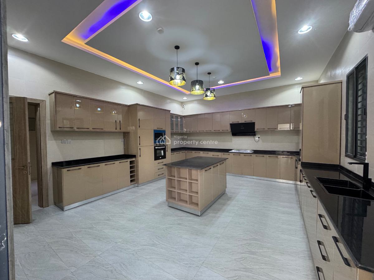 Luxury Finished 6 Bedroom Fully Detached Duplex with 3 Rooms Bq Available, Diplomatic Zone, Guzape District, Abuja, Detached Duplex for Sale