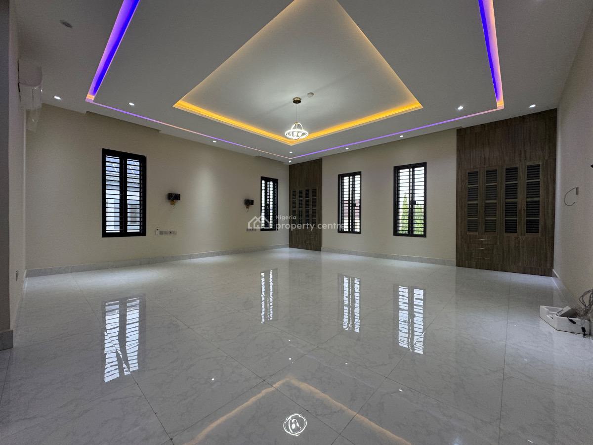 Luxury Finished 6 Bedroom Fully Detached Duplex with 3 Rooms Bq Available, Diplomatic Zone, Guzape District, Abuja, Detached Duplex for Sale
