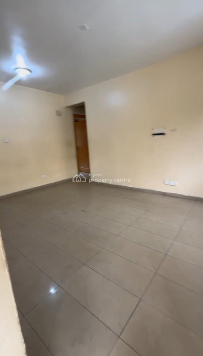 Specious 2 Bedroom Apartment, Brains and Hammers City, Life Camp, Abuja, Flat / Apartment for Sale