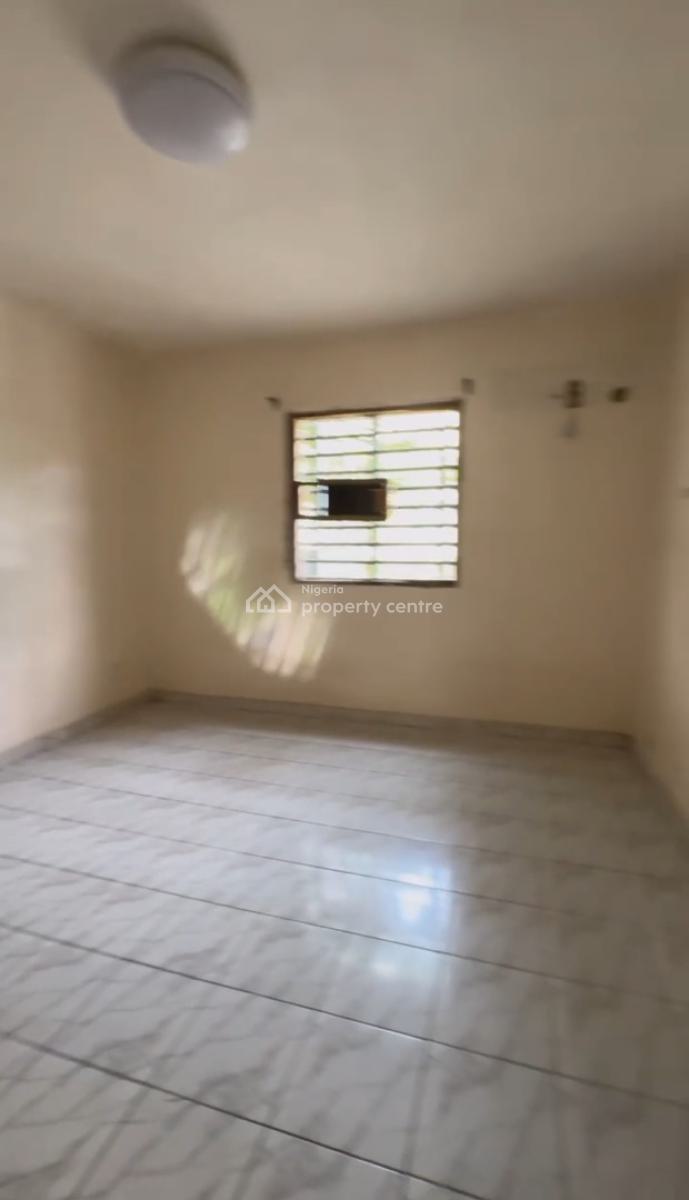Specious 2 Bedroom Apartment, Brains and Hammers City, Life Camp, Abuja, Flat / Apartment for Sale