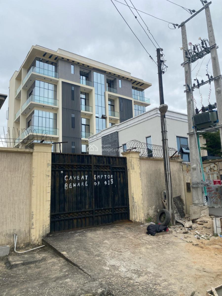 Tasteful 3 Bedroom Apartment Serviced, Lekki Phase1,  Lekki Lagos, Lekki, Lagos, Flat / Apartment for Sale