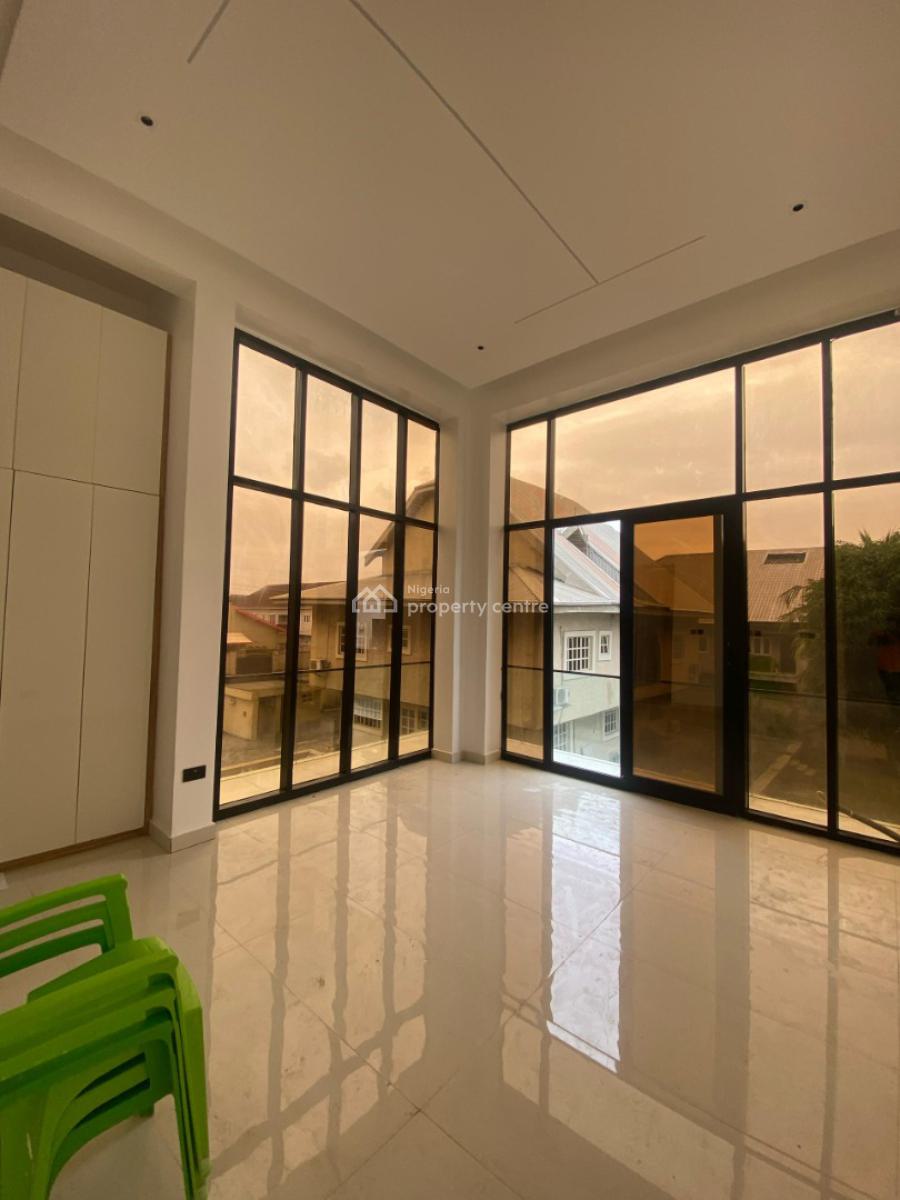 Tasteful 3 Bedroom Apartment Serviced, Lekki Phase1,  Lekki Lagos, Lekki, Lagos, Flat / Apartment for Sale