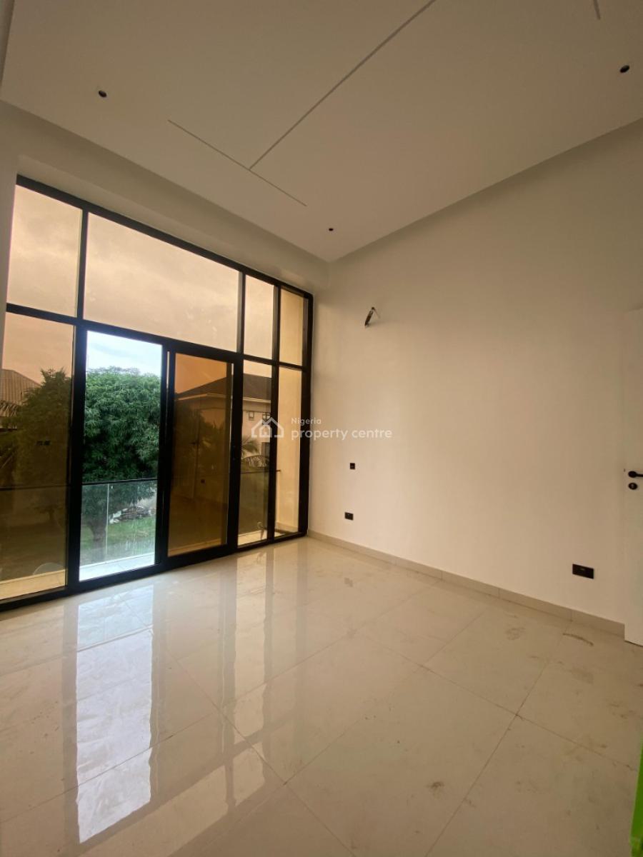 Tasteful 3 Bedroom Apartment Serviced, Lekki Phase1,  Lekki Lagos, Lekki, Lagos, Flat / Apartment for Sale
